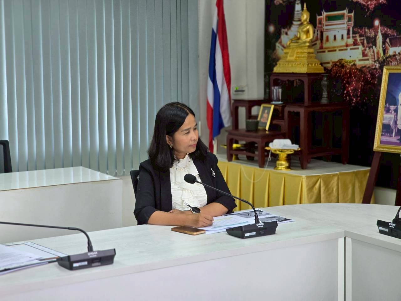 title - ส.ป.ก.เพชรบุรี เข้าร่วมประชุมตรวจติดตามความก้าวหน้าผลการดำเนินงานตามแผนการตรวจราชการของผู้ตรวจราชการสำนักงานการปฏิรูปที่ดินเพื่อเกษตรกรรม